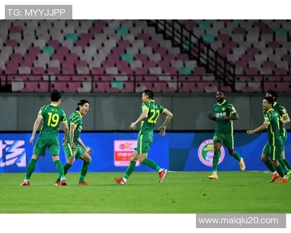 实时新闻上海足球队近期状态分析与未来展望探讨